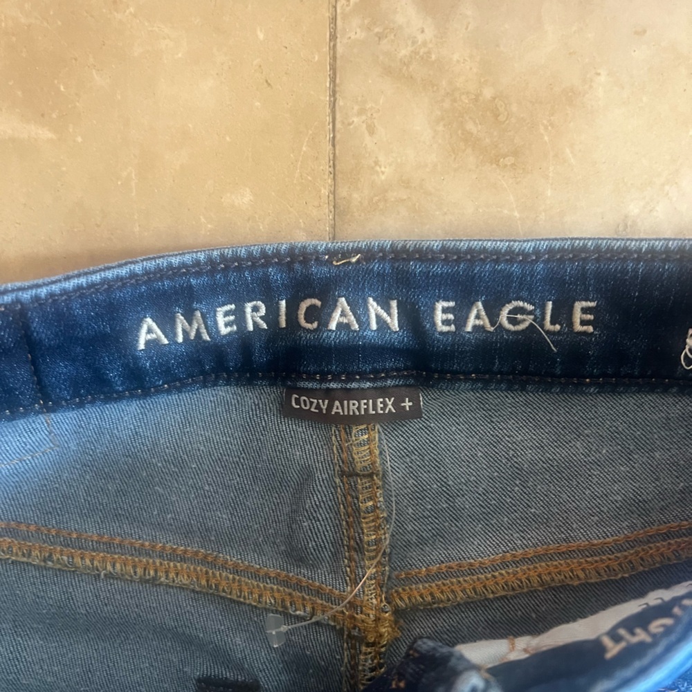 American Eagle, cozy air, flex ladies, jeans, straight size 26 excellent cond - Picture 8 of 15